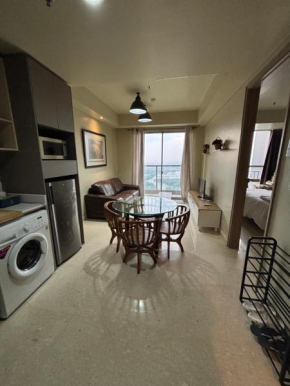 1 Bedroom Penthouse Sea-View Gold Coast Apartment